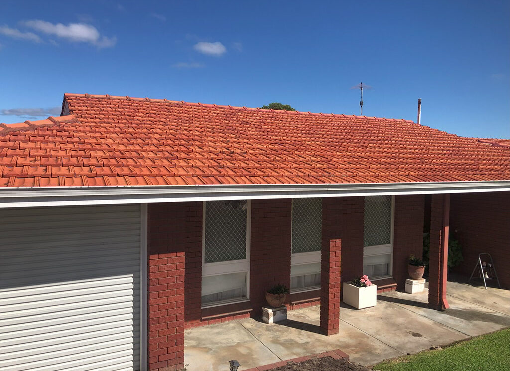 Inspection and repair of tiled roof in Balcatta WA – March 2024