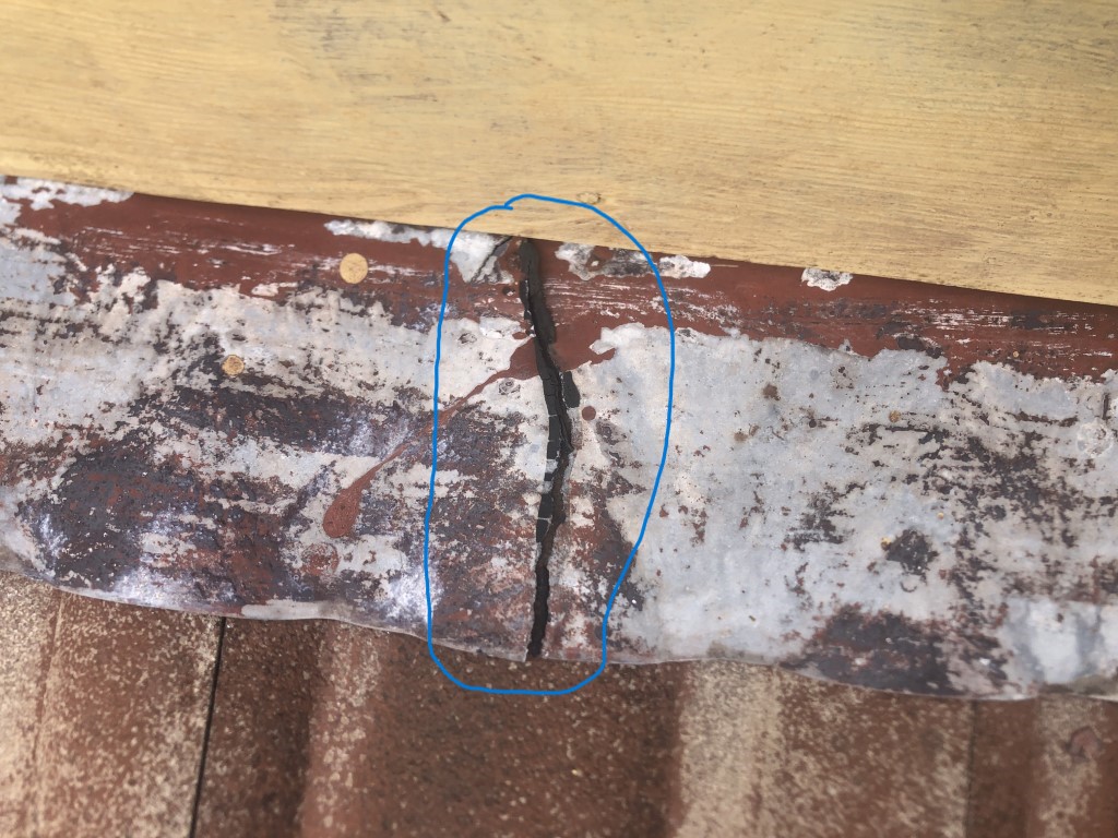 Cracked roof flashing